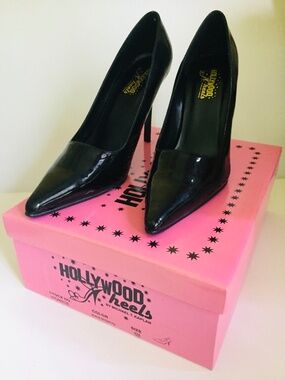 New Hollywood Heels,High Heel Stiletto, black,4 inch heel, size 6M 7.5,